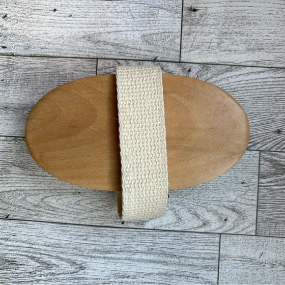 SOLD Natural Bristle Exfoliating Body Brush for Dry/Wet Skin Improve Circulation - Picture 2 of 7